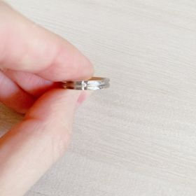 【Mariage ent(マリアージュエント)の口コミ】 素材がプラチナで、アレルギーが出にくいということと、
来店時の価格が予…