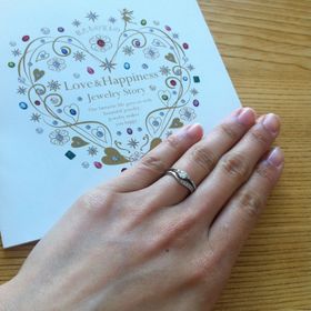 【JEWELRY  KAMATA(ジュエリーかまた)の口コミ】 はじめての宝石店(*^^*)
アクセサリーの知識もなく、婚約指輪と結婚指輪の…