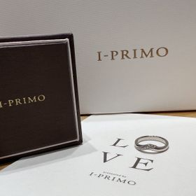 【アイプリモ(I-PRIMO)の口コミ】 指の形に1番似合っていて、指が綺麗に見えます。デザインも特徴があって、…
