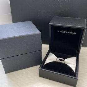 【エクセルコダイヤモンド(EXELCO DIAMOND)の口コミ】 婚約指輪ですが、結婚指輪と重ね付けでき、また、普段使いもできるように…