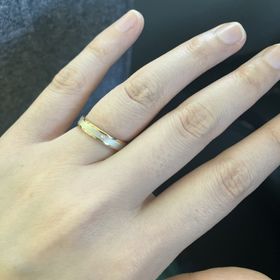 【BONDS(ボンズ)の口コミ】 シンプルかつエレガントで、尚且つありそうでないデザインで特別感があり…