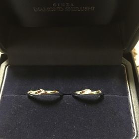 【銀座ダイヤモンドシライシの口コミ】 つけた時にしっくりときました。
ダイヤモンドの輝き方や、プラチナの重み…