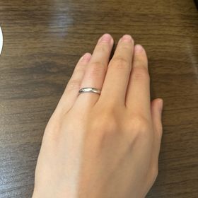 【鎌倉彫金工房の口コミ】 長く着けるものなので、素材は耐久性の高いプラチナを選びました。また、…