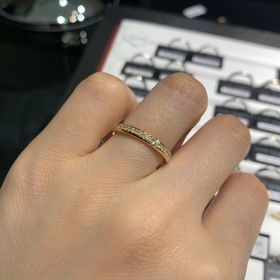 【ラザール ダイヤモンド(LAZARE DIAMOND)の口コミ】 指輪の決め手は2人がどちらも気に入って、長く着用できるデザインがいいな…