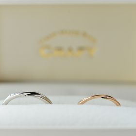 【CRAFY(クラフィ)の口コミ】 互いに相手の指輪を作成しました。指輪の内側にはお互いの誕生石、レーザ…