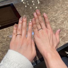 【FISCHER(フィッシャー)の口コミ】 指輪のデザインの豊富さに加えて、男性側はシンプルなデザインと付けた時…