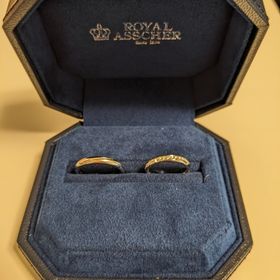 【ROYAL ASSCHER(ロイヤル・アッシャー)の口コミ】 鍛造製法で丈夫な作りにも関わらず、つけ心地は違和感なく滑らかです。や…