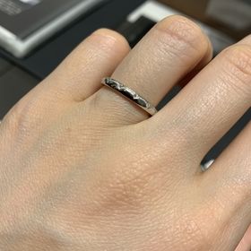 【エクセルコダイヤモンド(EXELCO DIAMOND)の口コミ】 指輪の決め手の素材は、肌馴染みの良いピンクゴールドがいいなと思ってい…