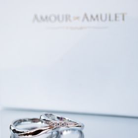 【AMOUR AMULET(アムール・アミュレット)の口コミ】 シンプルだけど女性らしさもありとてもお気に入りです。
華やかすぎず日常…