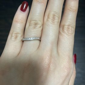 【ラザール ダイヤモンド(LAZARE DIAMOND)の口コミ】 10件ほど他のメーカーにも行きました。
妥協したくなくて、ダイヤの質や量…