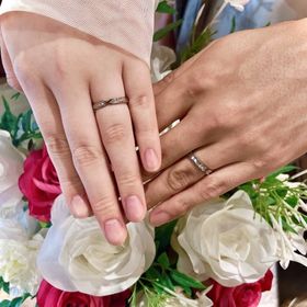 【TANZO.(鍛造指輪)の口コミ】 一から考えて数ミリ単位でくびれを作ってもらい、すごくきれいなリボン型…