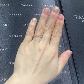 【TASAKI(タサキ)の口コミ】 tasakiならではのサクラゴールドという色合いが他ブランドにはどこにもな…