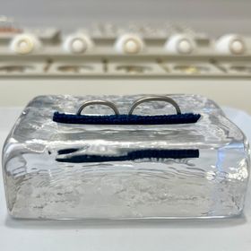 【mina.jewelry(ミナジュエリー)の口コミ】 マルシカクというこのお店ならではの形のデザインです。他とは少し違うと…