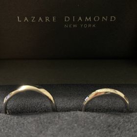 【ラザール ダイヤモンド(LAZARE DIAMOND)の口コミ】 リングの太さによっても全然印象が変わるため、実際に色々な種類の指輪を…