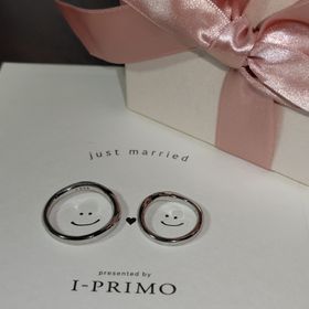 【アイプリモ(I-PRIMO)の口コミ】 他の所でも同じような指輪を見て回ったが、お揃いのものでデザインが良か…