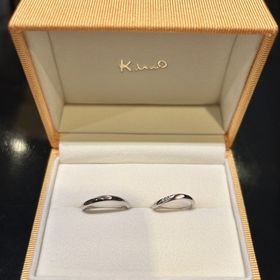 【ケイウノ ブライダル(K.UNO BRIDAL)の口コミ】 カスタムオーダーというタイプの指輪です。もともとのウィズハートという…