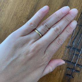 【NIESSING(ニーシング)の口コミ】 デザインはシンプルながらも個性もあり、どんな服装にも合わせやすいイメ…