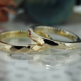 【AUROA(アウロア)の口コミ】 グリーン・ローズとシャンパン・ローズのグラデーションです。鍛造で強度…