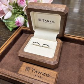 【TANZO.(鍛造指輪)の口コミ】 入籍指輪を作り、慎重にサイズを合わさせていただいたのでとてもぴったり…