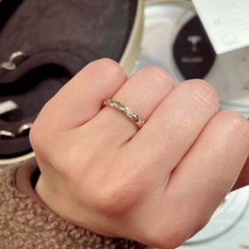 【ショーメ(CHAUMET)の口コミ】 年齢を重ねても手が映えるように太めのものを探しており、トルサードのデ…