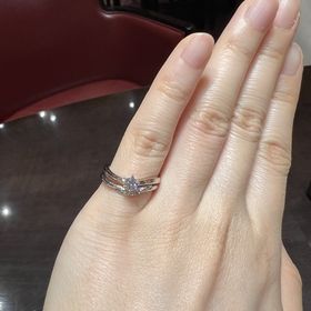 【ケイウノ ブライダル(K.UNO BRIDAL)の口コミ】 色んなお店の中でケイウノのピンクゴールドが1番好きでした。絶妙な色合い…