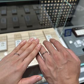 【AMATSU(アマツ)の口コミ】 初めは違うブランドの指輪が気になっていたのですがHPで見たカタログ写真…