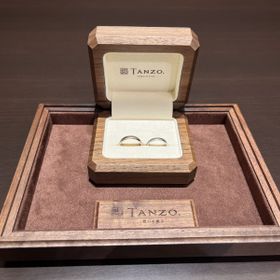 【TANZO.(鍛造指輪)の口コミ】 デザイン：自分たちだけのオリジナルを選ぶことができる点。飽きがこない…