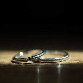 【ティファニー(Tiffany & Co.)の口コミ】 シンプルなデザインで形に癖もなく日常でつけやすいデザインです。ダイヤ…