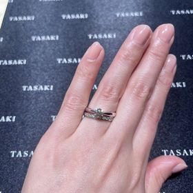 【TASAKI(タサキ)の口コミ】 指輪は結婚指輪と婚約指輪を同じブランドで揃えようと考え店舗に足を運び…