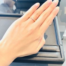 【エクセルコダイヤモンド(EXELCO DIAMOND)の口コミ】 ダイヤ付きの結婚指輪を探していたところ、理想に近いデザインだったため…