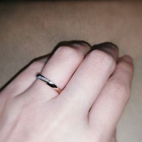 【ケイウノ ブライダル(K.UNO BRIDAL)の口コミ】 2色使いなので向きを変えることで雰囲気をガラッと変えることができます。…