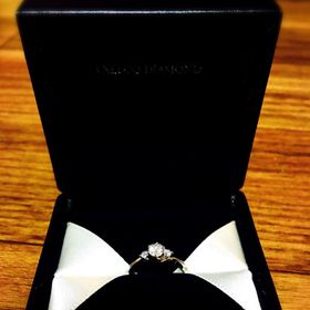 【エクセルコダイヤモンド(EXELCO DIAMOND)の口コミ】 婚約者と一緒に数件の店舗を見て回り、気にいるデザインを探しました。そ…