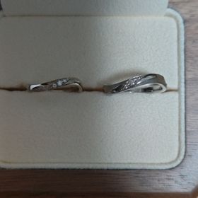 【TANZO.(鍛造指輪)の口コミ】 デザインを素材から選べるので、それぞれ好きなデザインにしました。２人…
