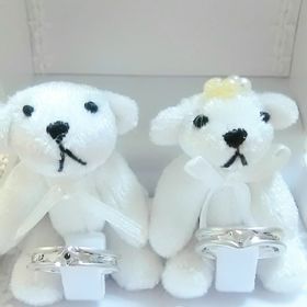 【AIGIS(アイギス)の口コミ】 私達は、普段指輪をしないのでその分デザインにこだわりました。シンプル…