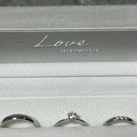 【MIKIMOTO(ミキモト)の口コミ】 王道のシンプルなデザインが好みであったため、ミキモトさんで購入しまし…
