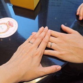 【ケイウノ ブライダル(K.UNO BRIDAL)の口コミ】 婚約指輪を決める際、2人の硬い絆を象徴トゥーアズワンダイヤについて教え…