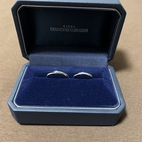 【銀座ダイヤモンドシライシの口コミ】 デザインが上品。ダイヤモンドがついているタイプは凹凸があるものがほと…