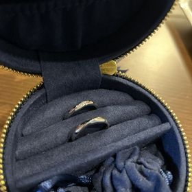 【銀座ダイヤモンドシライシの口コミ】 私が購入した指輪は少しひねりがあるタイプの物にしました。リングをつけ…