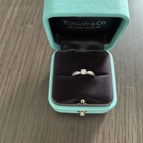 【ティファニー(Tiffany & Co.)の口コミ】 ダイヤモンドが一点もののため、同じハーモニーでもダイヤのランクや大き…