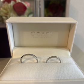 【CRAFY(クラフィ)の口コミ】 プラチナで傷つきにくく、毎日気にせずつけられるのがお気に入りです。太…