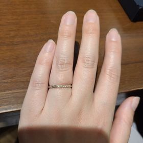 【Flavor(フレーバー)の口コミ】 コンビネーションカラーが良く探しておりました。ダイヤが並んでいる様子…