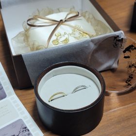 【Disney STEAMBOAT WILLIE(ディズニー スチームボートウィリー)】の口コミ よく見ると、ミッキーの形がデザインされているのがお気に入りです。指輪の...