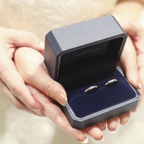 【銀座ダイヤモンドシライシの口コミ】 着け心地が良く、シンプルなデザインで一生飽きが来なさそうなデザインで…