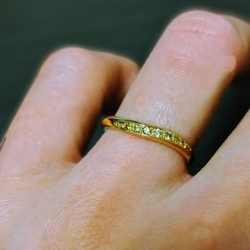 【宝寿堂(ほうじゅどう)の口コミ】 カラーストーンで指輪を探していたところ、イエローゴールドにイエローダ…