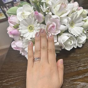 【TANZO.(鍛造指輪)の口コミ】 色やデザイン、内側に入れる石の色まで自分たちの好みでオーダーメイドで…