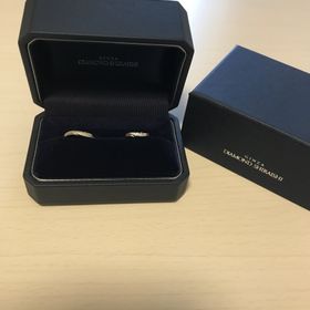 【銀座ダイヤモンドシライシの口コミ】 女性の指輪
ワンポイントのダイヤモンドが付いているものはくるくる回って…