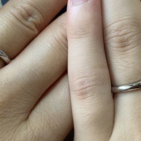 【銀座ダイヤモンドシライシの口コミ】 ・着け心地が良すぎる
・付けていても指周りが痛くない
・シンプルながら…