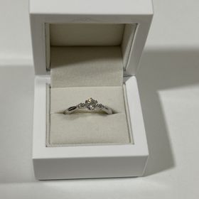 【garden ORIGINAL(ガーデンオリジナル)の口コミ】 シンプルながらも、きらびやかな感じで普段使いしててもあまり気にならな…