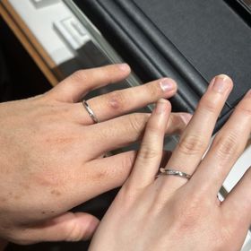 【銀座ダイヤモンドシライシの口コミ】 ある程度どんな形、予算、などを決めたら担当さんが別の場所から持ってき…