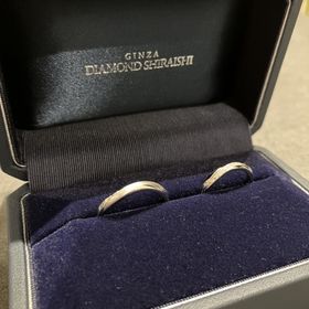 【銀座ダイヤモンドシライシの口コミ】 ・着け心地が良すぎる
・付けていても指周りが痛くない
・シンプルながら…